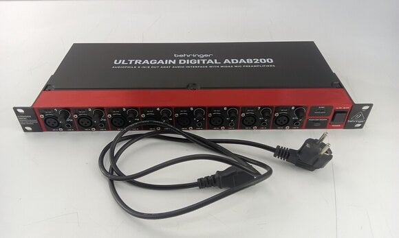 Digitalni audio pretvarač Behringer ADA8200 Ultragain Digitalni audio pretvarač (Skoro novo) - 2