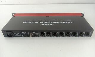 Digital audio converter Behringer ADA8200 Ultragain Digital audio converter (Pre-owned) - 4
