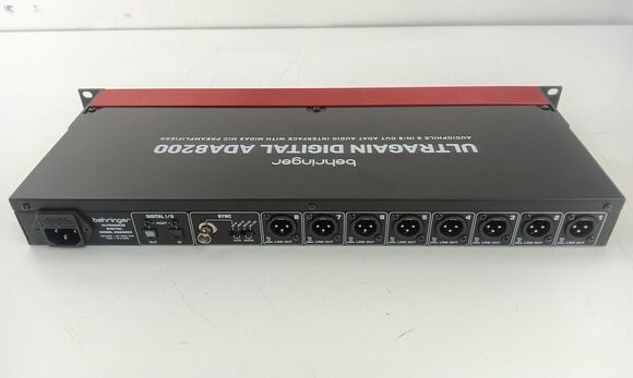Digitalni audio pretvarač Behringer ADA8200 Ultragain Digitalni audio pretvarač (Skoro novo) - 5