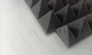 Painel de espuma absorvente Mega Acoustic PA-PMP5 115x195x5 Dark Gray Painel de espuma absorvente (Danificado) - 3