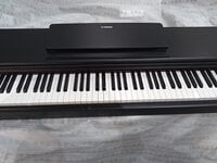 Yamaha YDP-145 Black Piano Digitale