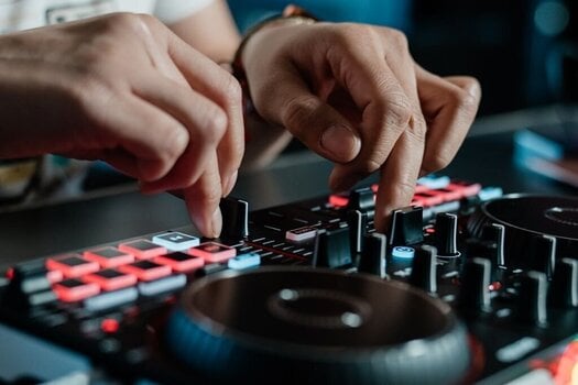 Contrôleur DJ Numark Party Mix MKIII Contrôleur DJ - 15