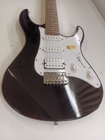 Yamaha Pacifica 112J MKII Black Guitare électrique