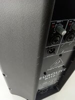 Behringer B112D Aktív hangfal