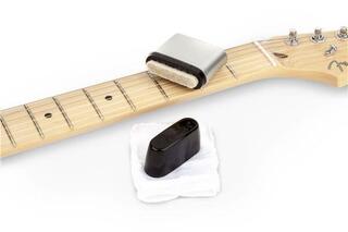 Produit de nettoyage et entretien pour guitares Fender Speed Slick String Cleaner - 1
