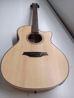 Bromo BAT2CE Natural Jumbo Elektro-Akustikgitarren