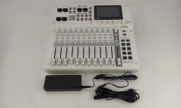 Digital Mixer Yamaha MGX12V Digital Mixer (Just unboxed) - 2
