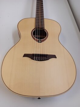 Jumbo Guitar LAG TN70A Natural Satin Jumbo Guitar (Så godt som nyt) - 2