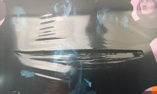 Disco de vinil Shannon And The Clams - The Moon Is In The Wrong Place (Limited Edition) (LP) (Apenas desembalado) - 2