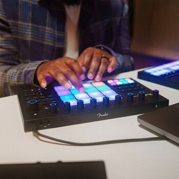 Controlador MIDI Fender Motion 16 Controlador MIDI - 13