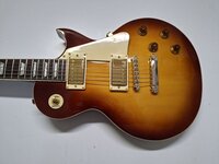 Vintage V100 Tobacco Sunburst Електрогітара