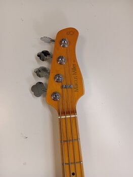 Електрична бас-гітара Sire Marcus Miller Z3-4 Antique White Електрична бас-гітара (Як нові) - 4