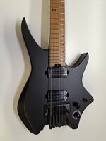 HILS Guitars HN4 NEXT Black Headless kytara