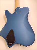 HILS Guitars HNT1R NEXT Ocean Metallic Blue Headless gitara