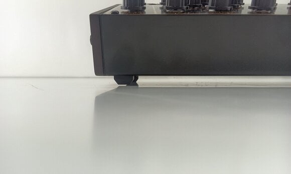 Sintetizador Behringer Wasp Deluxe Sintetizador (Tao bons como novos) - 3