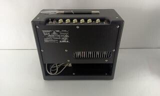 Amplificador combo a válvulas para guitarra Fender Blues Junior IV Amplificador combo a válvulas para guitarra (Tao bons como novos) - 2