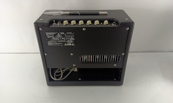 Amplificador combo a válvulas para guitarra Fender Blues Junior IV Amplificador combo a válvulas para guitarra (Tao bons como novos) - 3