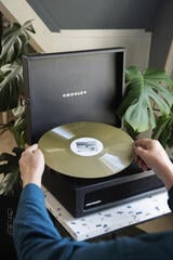 Portable turntable
 Crosley Voyager Black Portable turntable - 3