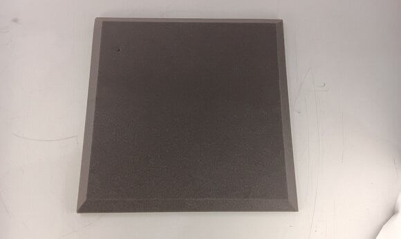 Panneau de mousse absorbant Audiotec S200 50x50x4,5 FR Dark Grey Panneau de mousse absorbant (Endommagé) - 2