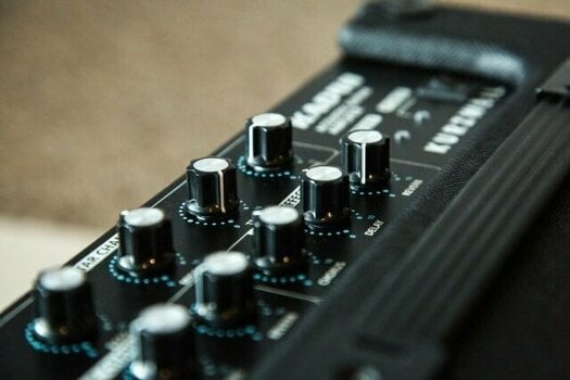 Amplificador combo para guitarra eletroacústica Kurzweil KAC40 - 6