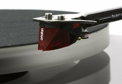 Hi-Fi Gramofony Pro-Ject Debut Carbon RecordMaster Hires 2M Red High Gloss Black - 5