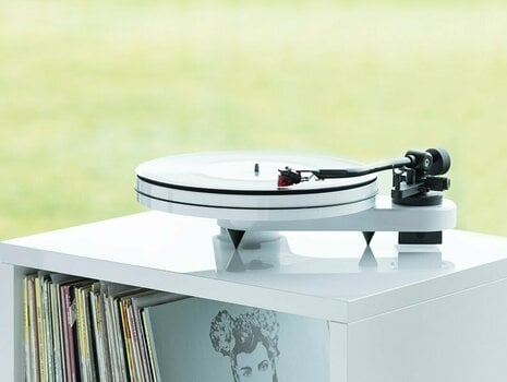 Levysoitin Pro-Ject RPM-1 Carbon + 2M Red High Gloss White - 2