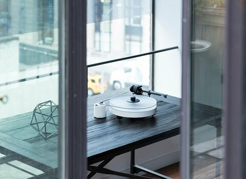 Hi-Fi Turntable Pro-Ject RPM-5 Carbon MC Quintet RD High Gloss White Hi-Fi Turntable - 6