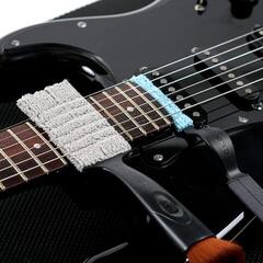 Produit de nettoyage et entretien pour guitares MusicNomad MN204 The Nomad Tool Set - 4