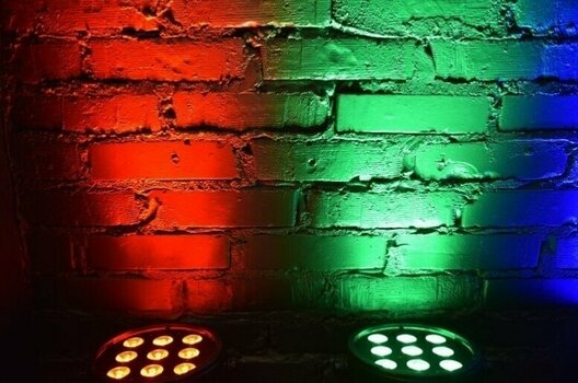 LED PAR Light4Me LED Par 9X10W MkII RGBW (B-Stock) #953188 (Solo aperto) - 9