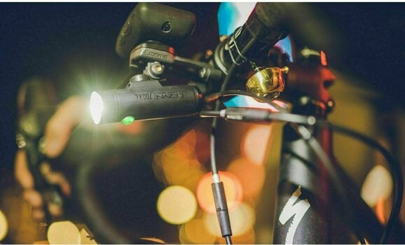Oświetlenie rowerowe przednie Lezyne Classic Drive 700 lm Matte Black Oświetlenie rowerowe przednie - 4
