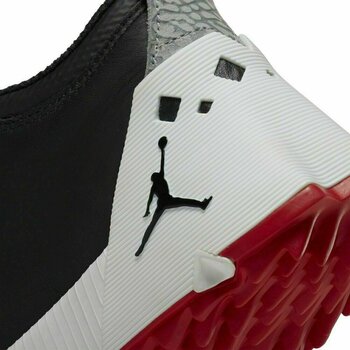 Golfskor för herrar Nike Jordan ADG 2 Black/Black/Summit White/University Red 45,5 - 8