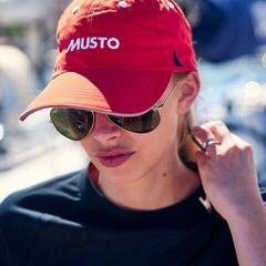 Námornícka čiapka, šiltovka Musto Essential Fast Dry Crew Šiltovka True Red - 1