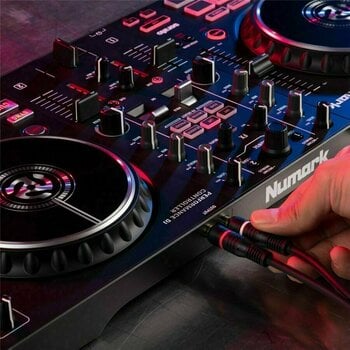 DJ-ohjain Numark Mixtrack PRO FX DJ-ohjain - 9