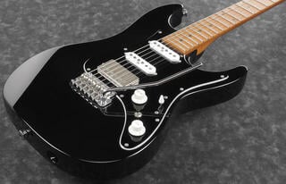 E-Gitarre Ibanez AZ2204B-BK Black E-Gitarre - 2