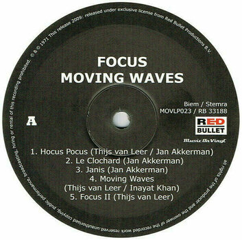 Vinyl Record Focus - Moving Waves (LP) - 3