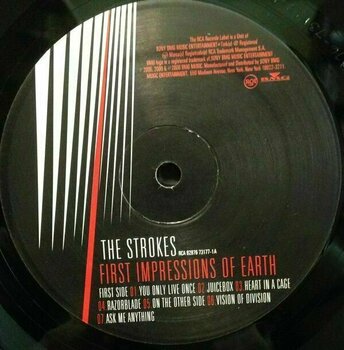 Vinyl Record Strokes - First Impressions of Earth (LP) - 2