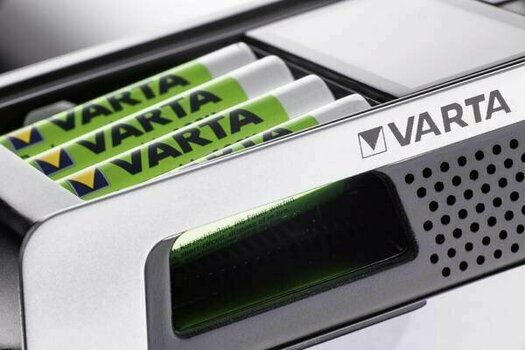 Batterijoplader Varta LCD Ultra Fast Charger - 5
