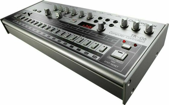 Caixa de ritmos/groovebox Roland TR-06 - 3