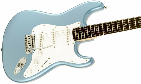 E-Gitarre Fender Squier FSR Bullet Stratocaster with Tremolo IL Lake Placid Blue - 3