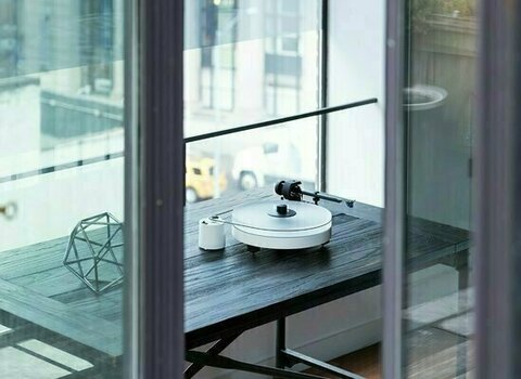 Hi-Fi Turntable Pro-Ject RPM-5 Carbon High Gloss White Hi-Fi Turntable - 4