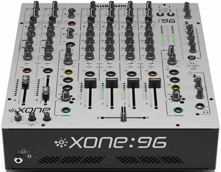 Mixer DJing Allen & Heath XONE:96 Mixer DJing - 2