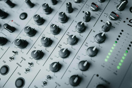 Mixer de DJ Allen & Heath XONE:96 Mixer de DJ - 9