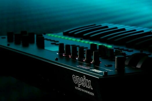 Synthesizer Korg Opsix - 5