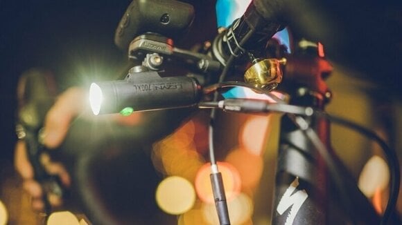 Cyklistické svetlo Lezyne Classic Drive XL / Strip Matte Black Front 700 lm / Rear 150 lm Cyklistické svetlo - 6