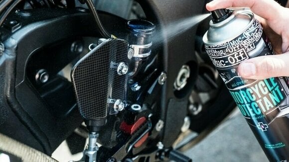 Kosmetyka motocyklowa Muc-Off Bike Essentials Cleaning Kit - 7