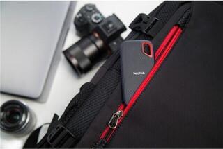 Външен твърд диск SanDisk SSD Extreme Portable 2 TB SDSSDE61-2T00-G25 Външен твърд диск SSD 2 TB - 4
