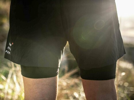 Running shorts Compressport Trail 2-in-1 Short Black L Running shorts - 10
