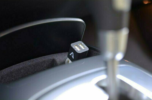 Nabíječka do auta LAMAX USB Car Charger 3.4A - 3