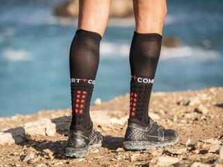 Șosete pentru alergre
 Compressport Full Run Black/Knee Socks - 2