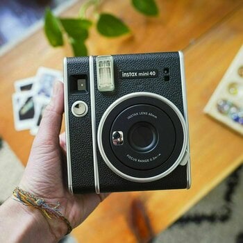 Instantný fotoaparát
 Fujifilm Instax Mini 40 Black - 9